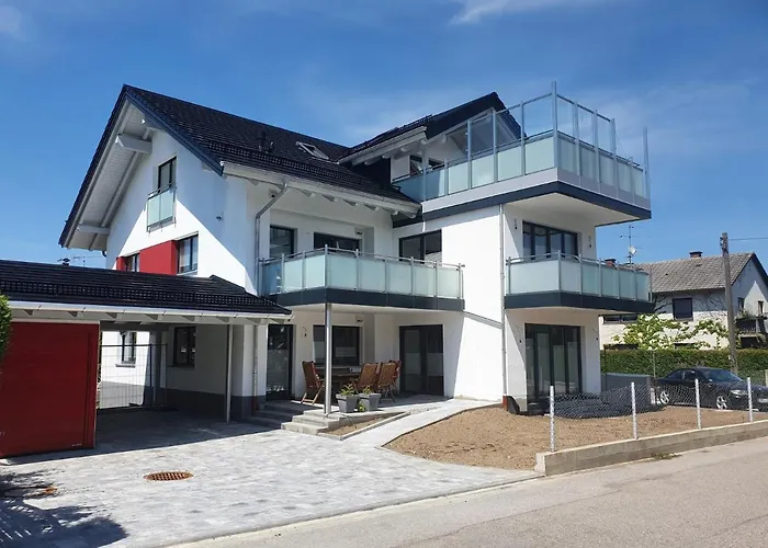 Top-moderne Und Geraeumige Apartamento Assling